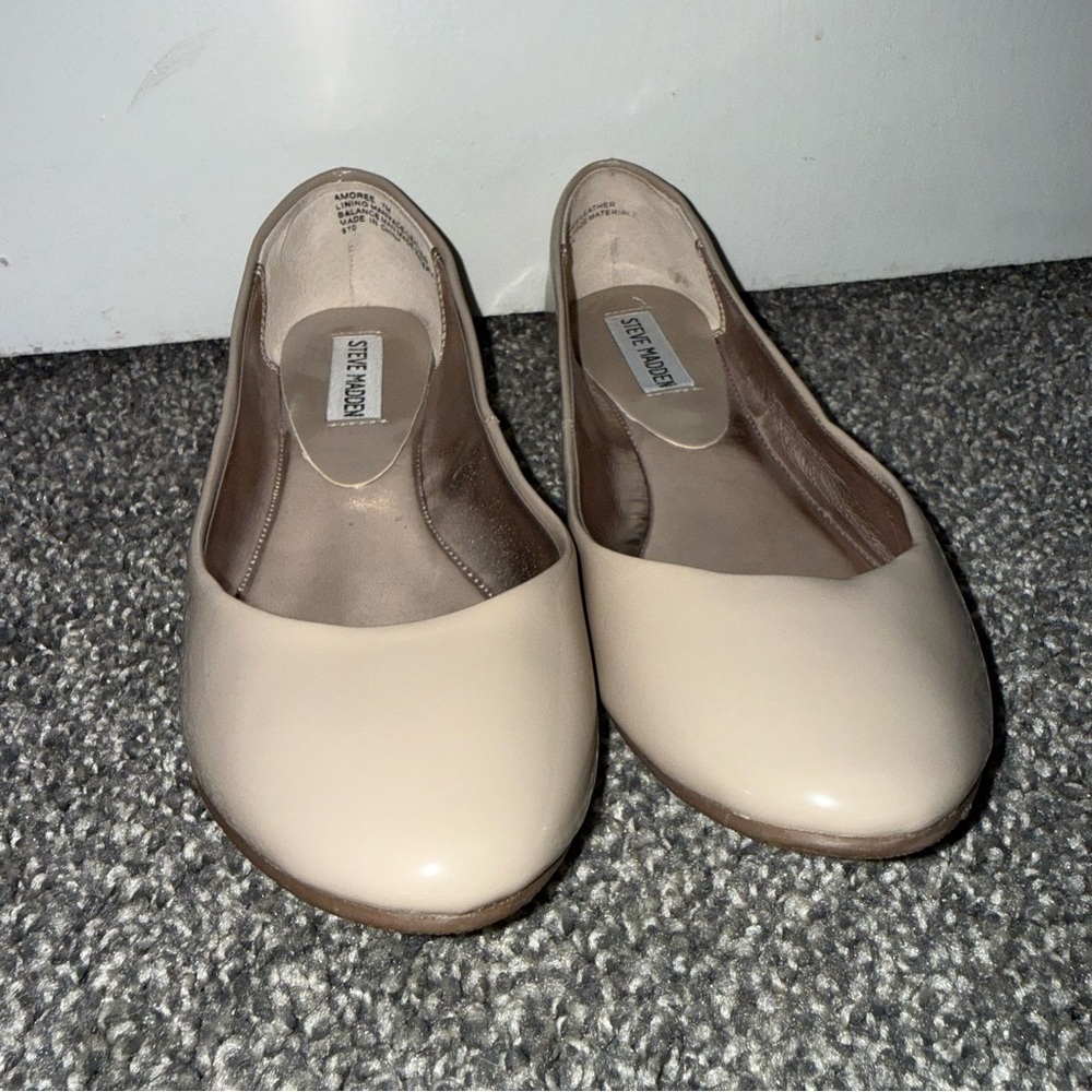 Steve Madden Amoree Ballet Flats Nude Patent Leather Women’s Size 7M Slip On - Picture 3 of 12